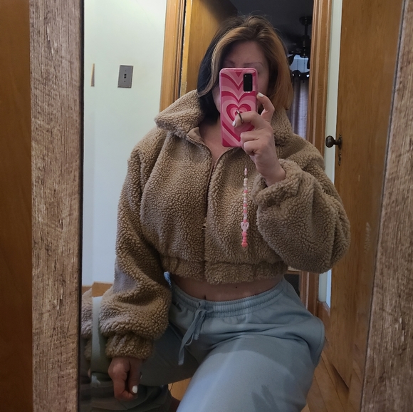 Fuzzy jacket - Picture 2 of 2